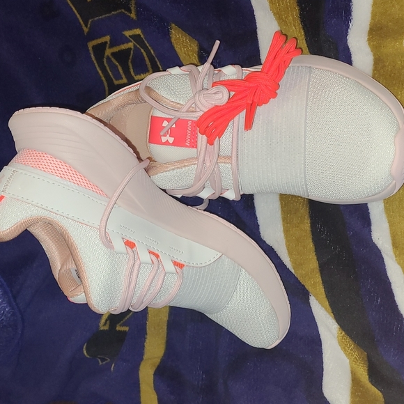 New Under Armour Charged Breathe Lace sizes 6.5 and 7.5 - Picture 7 of 13